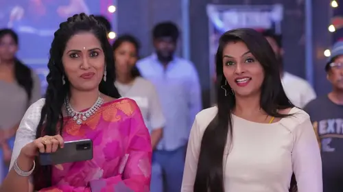 Adithya Worries About Bharathi - Idhayam Tamil Drama Shorts Thumbnail