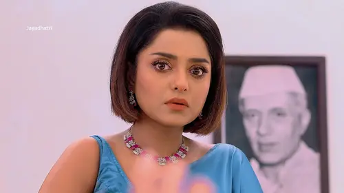 Jagadhatri Accuses Divya of Murder - Jagadhatri - Promo Bengali Drama Trailer Thumbnail
