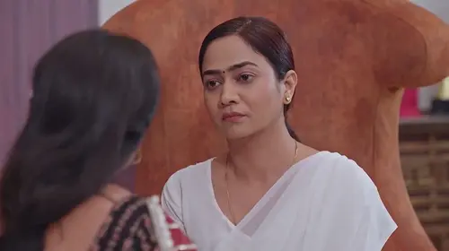 Lakshmi and Neelam Visit Their Lawyers | Bhagya Lakshmi Hindi Drama Shorts Thumbnail