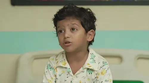 Amol Wishes to Return Home | Appi Amchi Collector Marathi Drama Shorts Thumbnail