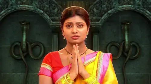 Punya Gets Goddess Chowdamma's Jewellery | Naagamandala Kannada Drama Shorts Thumbnail