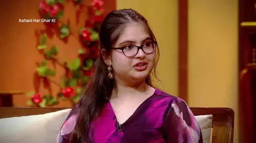 Riya’s Hand Gives Anamta the Courage She Needed - Kahani Har Ghar Ki - Promo Hindi Talk Show Trailer Thumbnail