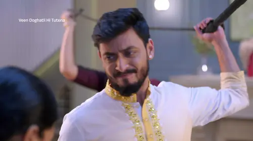Swanandi Lashes Anshuman - Veen Doghatli Hi Tutena - Promo Marathi Drama Trailer Thumbnail