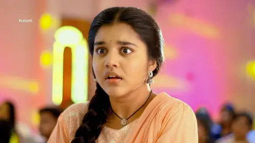 Kusum's Surprise Entry in the Beauty Contest - Kusum- Promo Bengali Romance Trailer Thumbnail