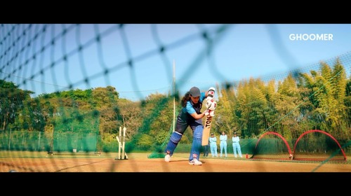Ghoomer | Paddy, The Unlikely Mentor | Promo Hindi Sports Trailer Thumbnail