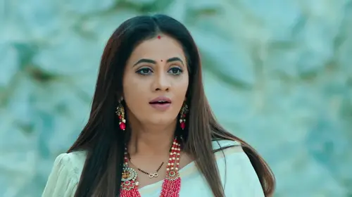 Soundharya Ends Deepa’s Life - Brahmagantu - Promo Kannada Drama Trailer Thumbnail