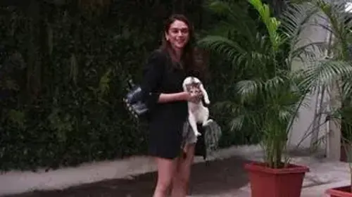 Aditi Spotted At Juhu Entertainment Trailer Thumbnail
