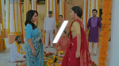 Kusum and Ayushman Sit for the Puja - Kusum - Promo Bengali Romance Trailer Thumbnail