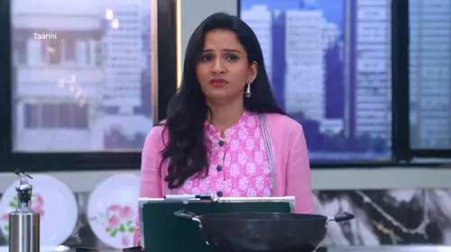 Gulab Comes In Front of Taarini - Taarini - Promo Marathi Drama Trailer Thumbnail