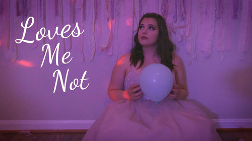 LOVES ME NOT English Romance Shorts Thumbnail