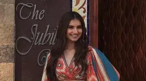 Sid-Tara Promotes Marjaanvaan Entertainment Trailer Thumbnail